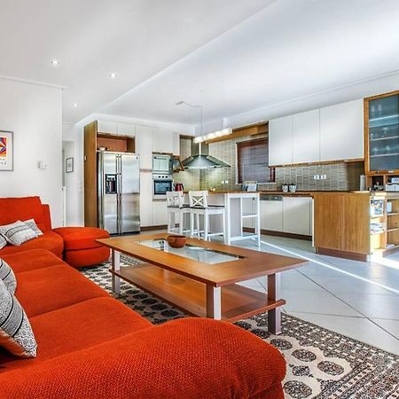 Spacious Apartment In Glyfada Close To The Sea Atene Esterno foto