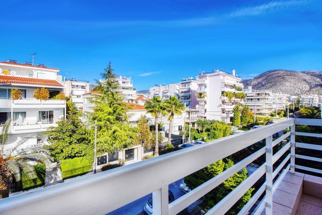 Spacious Apartment In Glyfada Close To The Sea Atene Esterno foto