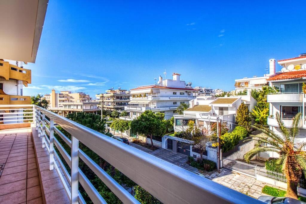 Spacious Apartment In Glyfada Close To The Sea Atene Esterno foto